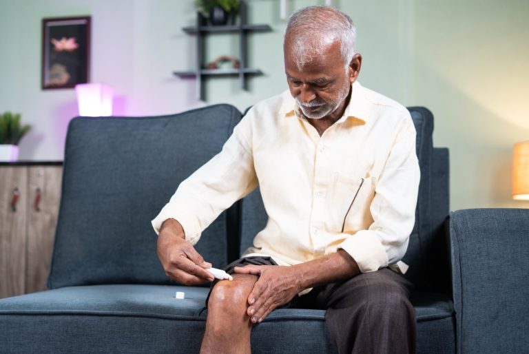 Why Rest Alone May Not Fix Chronic Knee Pain
